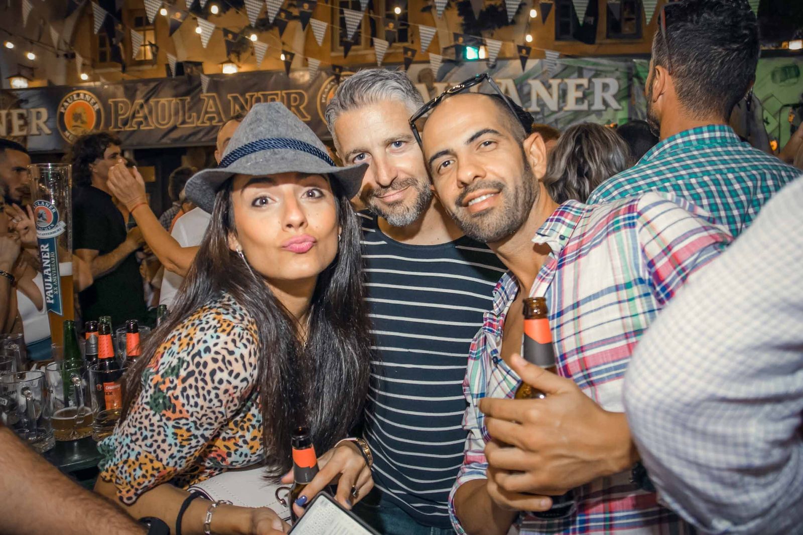 Búscate en el OktoberFest de Plaza Canterbury del sábado 8