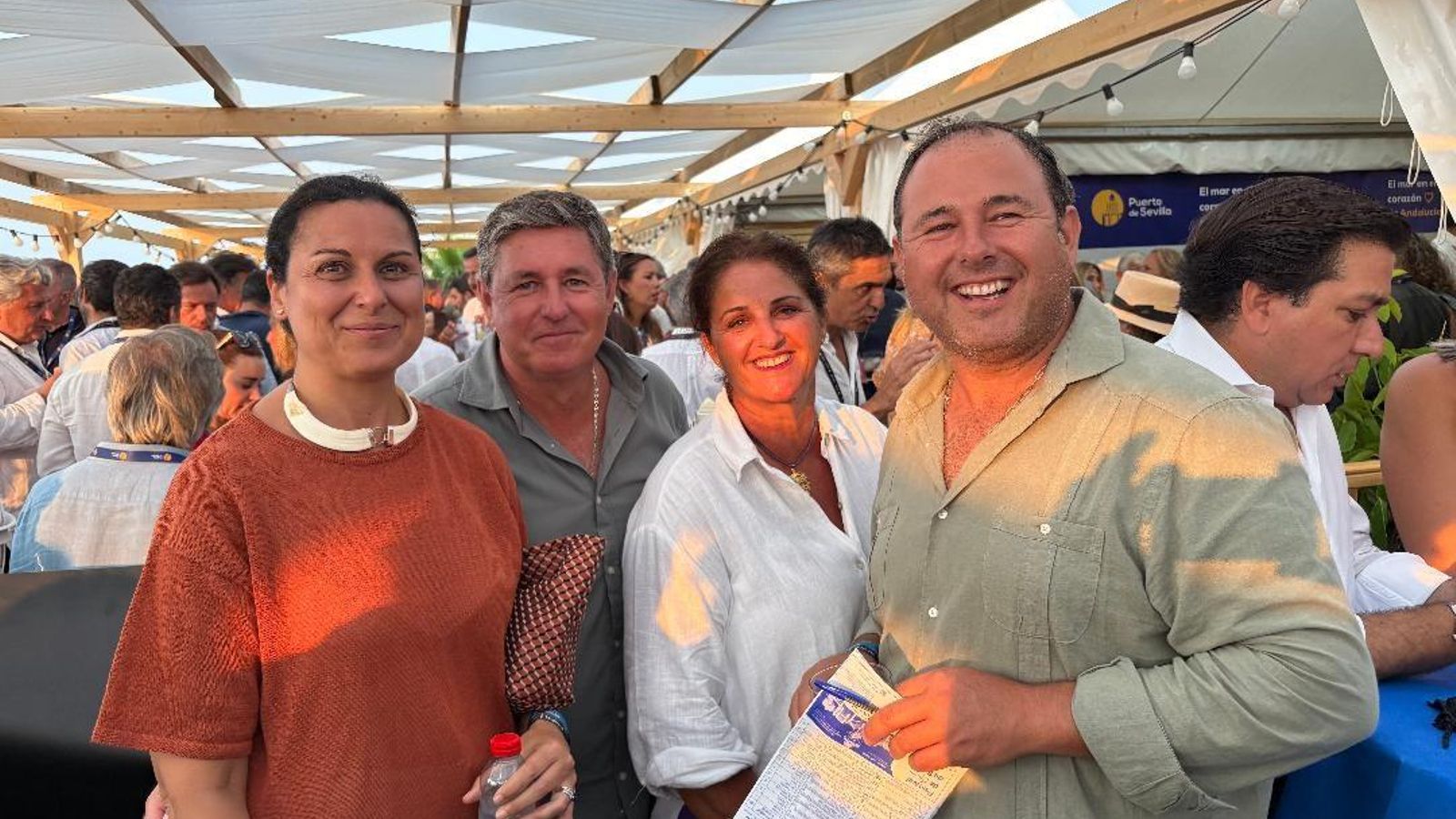 Piluca Andrades, Roberto Terry, María García y José Terry disfrutaron de la jornada.