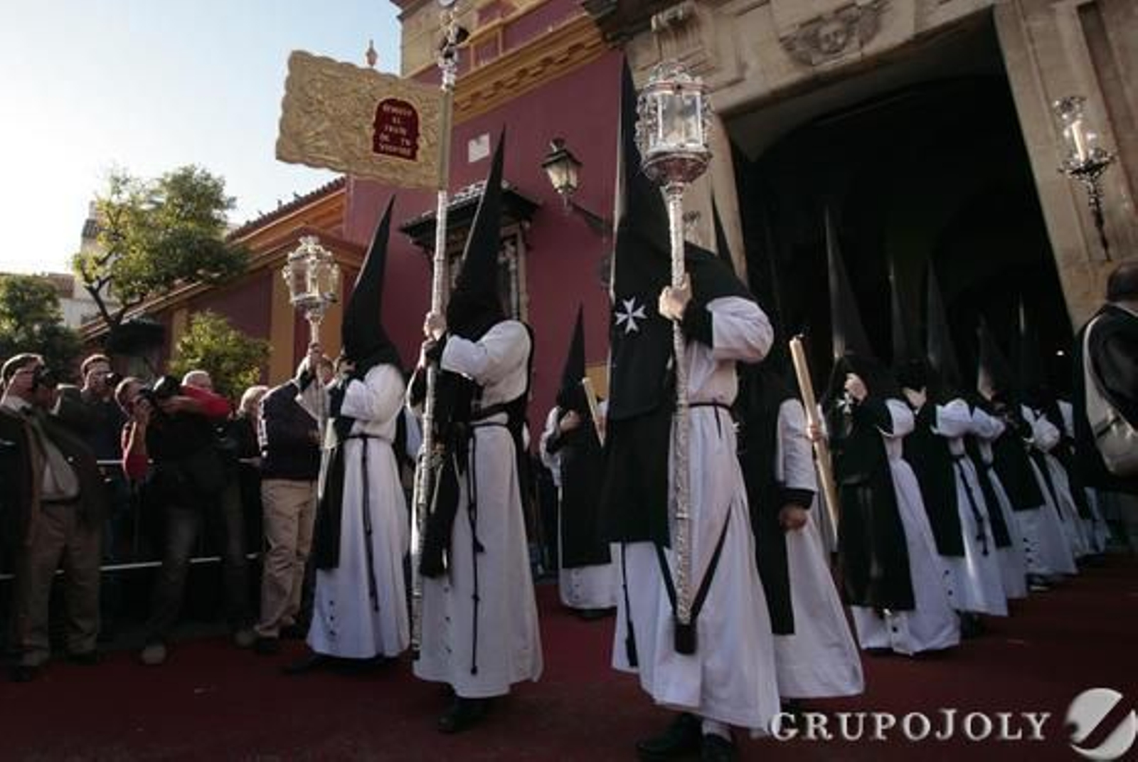 Penitentes en San Lorenzo.

Foto: Juan Carlos Muñoz