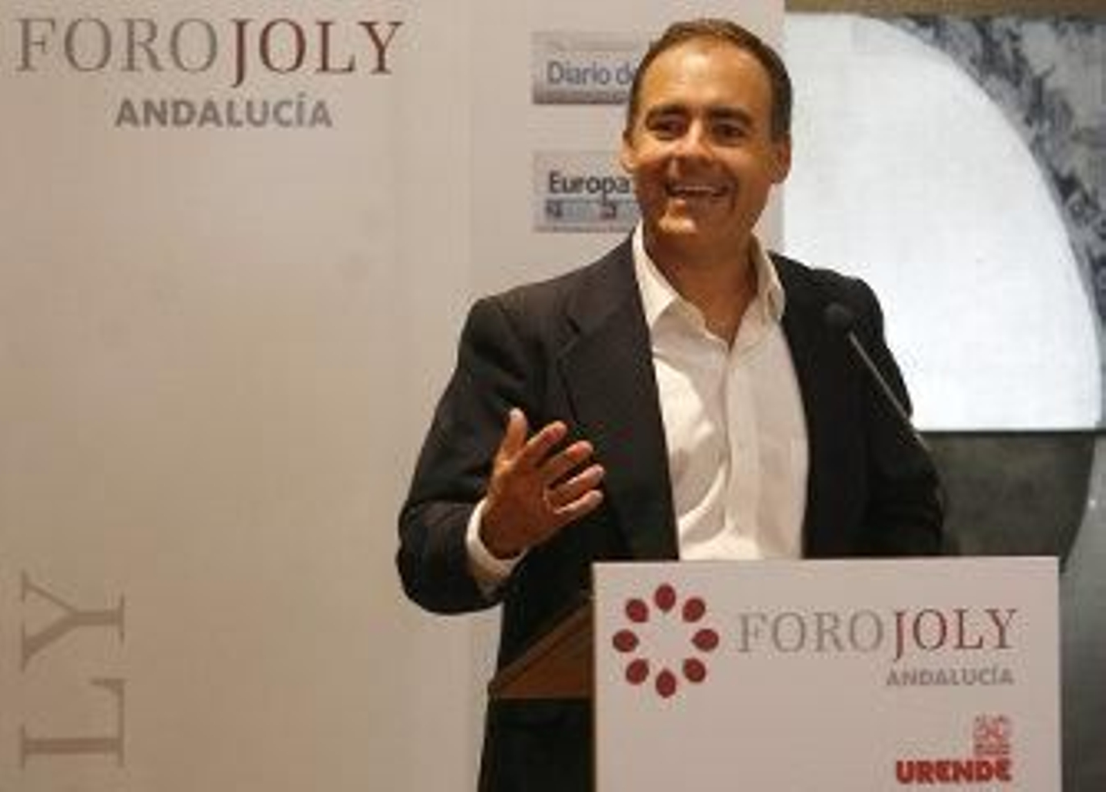 El director de Google ensalza internet como plataforma para salir de la crisis