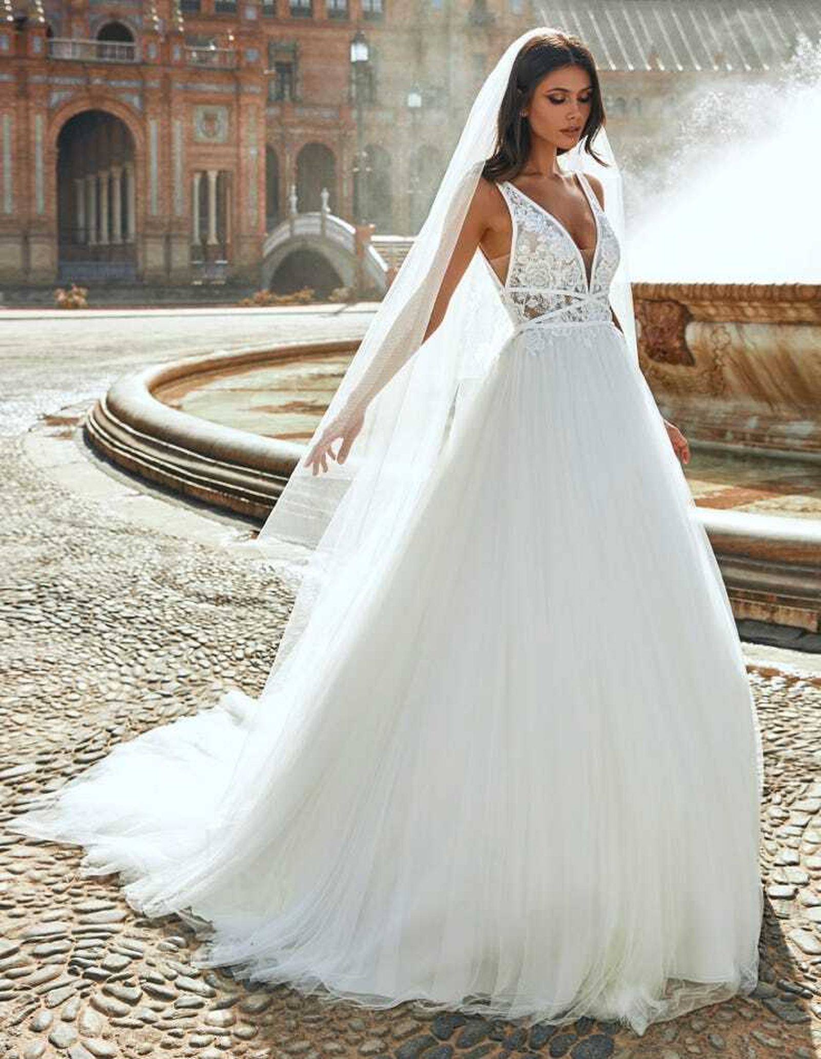 Vestido de la colección 'Marchesa for Pronovias', inspirada en Sevilla.