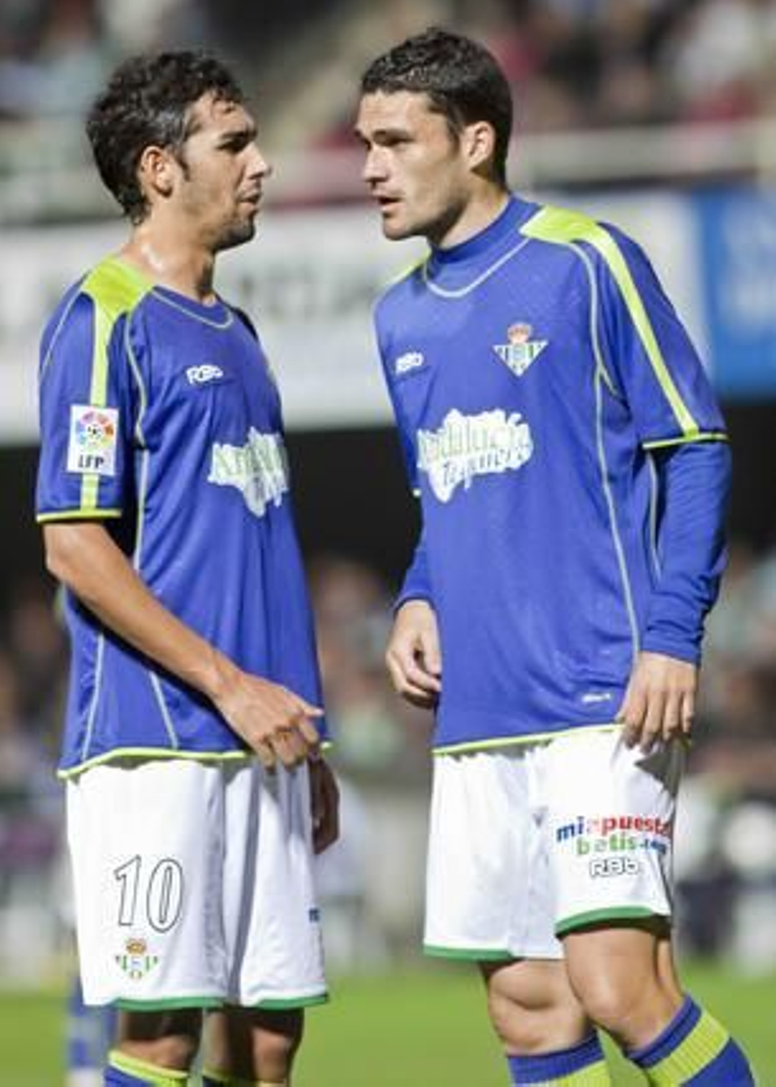 Los de Pepe Mel se dejan remontar en dos minutos.

Foto: LOF