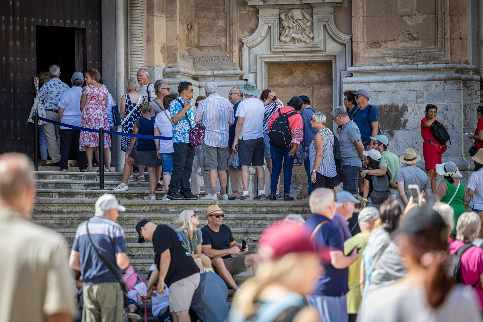 Imágenes de Cádiz con los turistas llegados a Cádiz a bordo de cinco cruceros