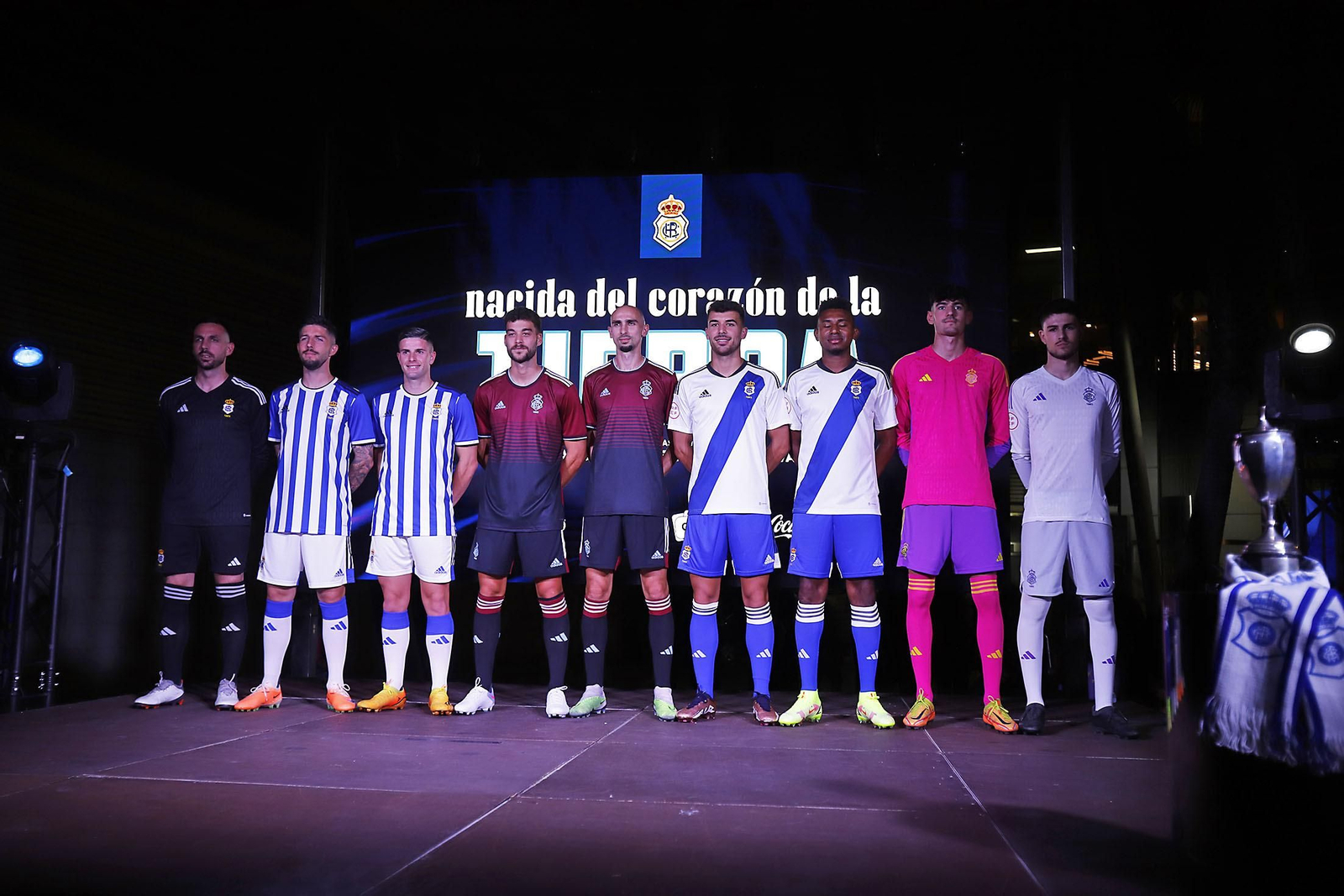 Imágenes de las nuevas equipaciones del Recreativo de Huelva para la temporada 2023/24