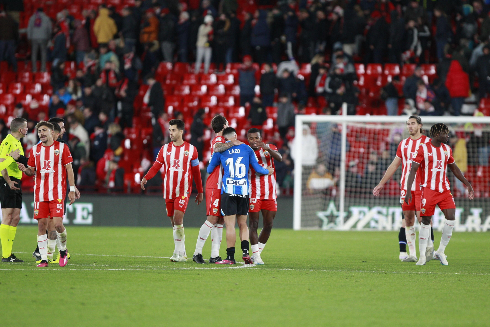 Imágenes del partido U.D. Almería-R.C.D. Espanyol