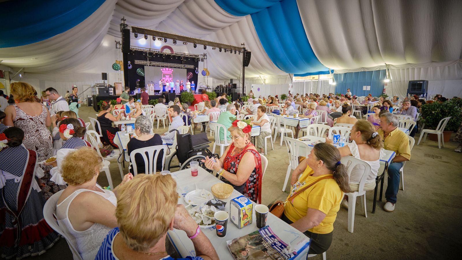 Interior de la Caseta Municipal, en el segundo día de Feria de Chiclana.