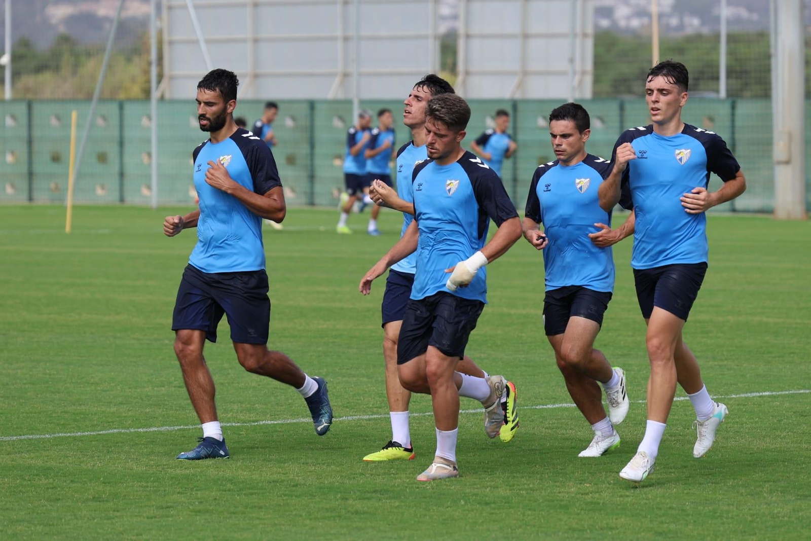El primer entrenamiento de la semana del Málaga CF, en fotos