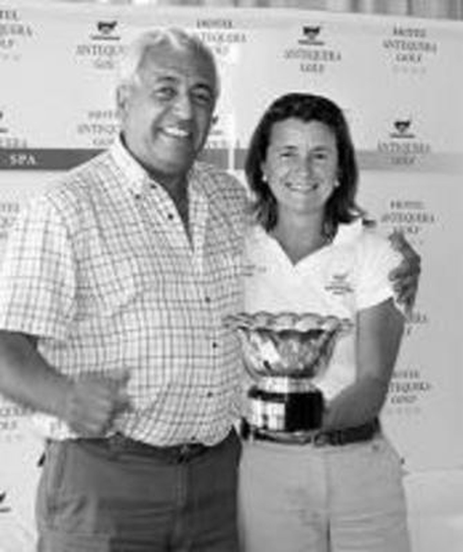 Carrión y Anaya con la Copa.