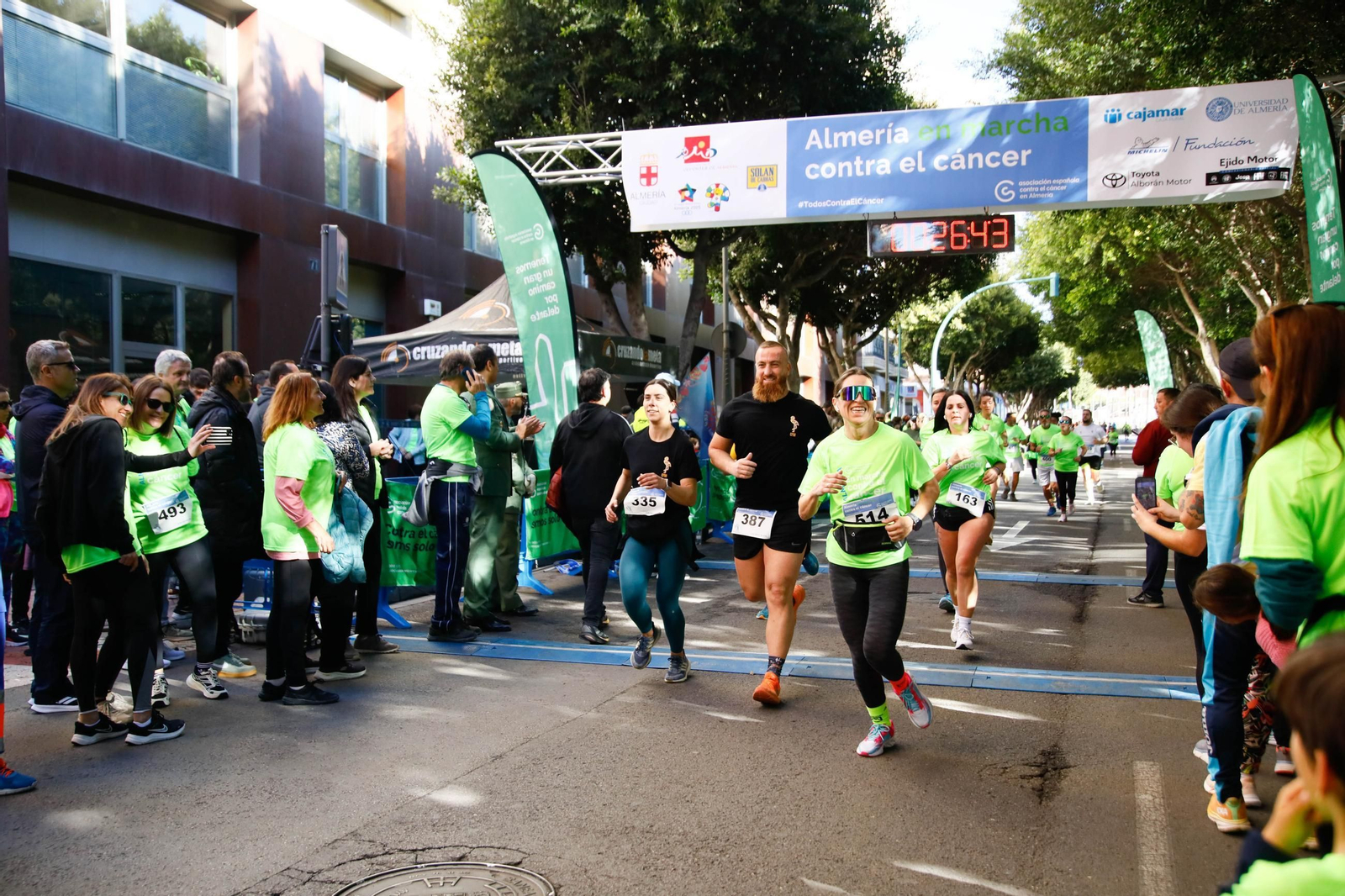 Imágenes de la Carrera contra el Cáncer de Almería