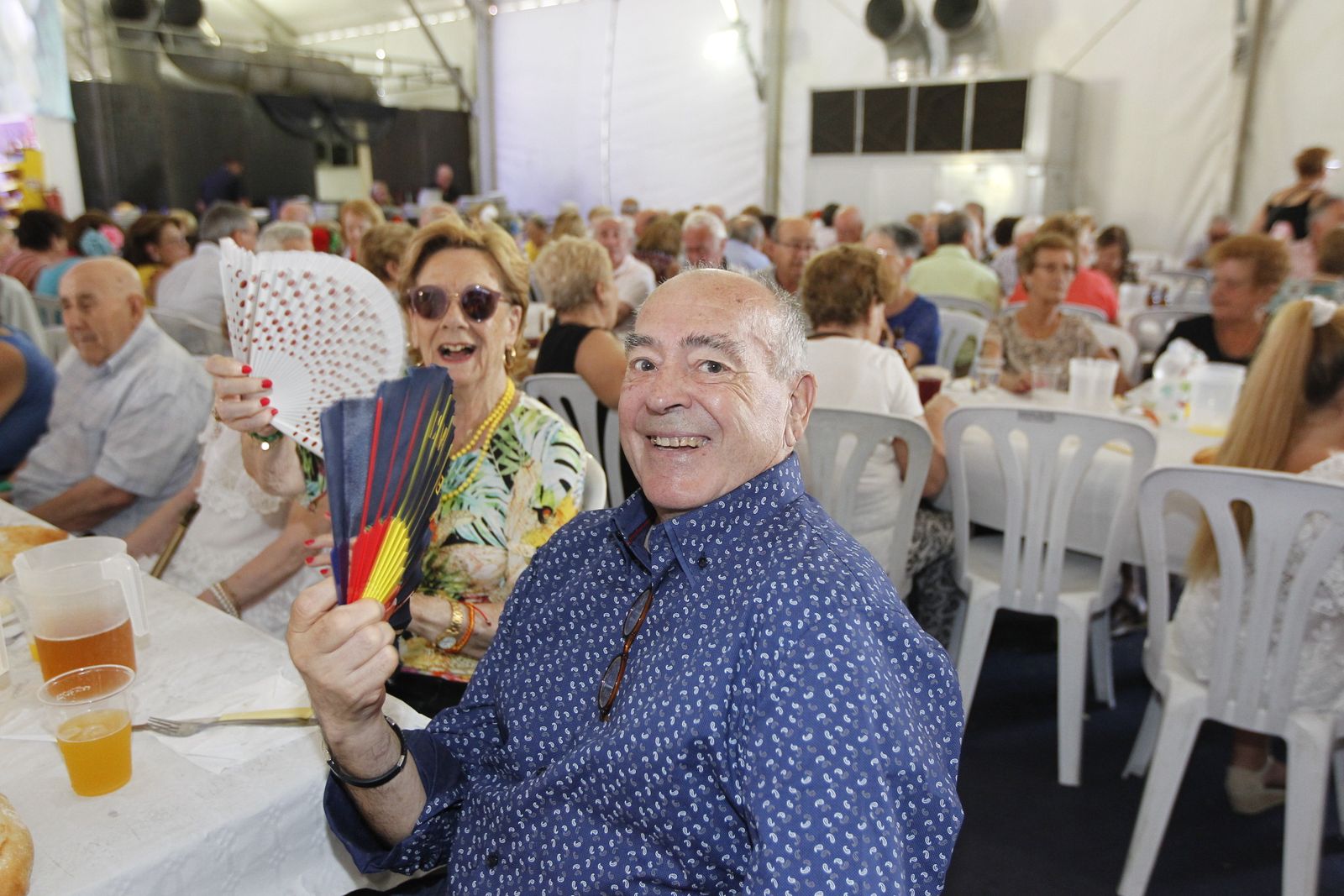 Fotogalería comida homenaje a los mayores. Feria de Almería 2019