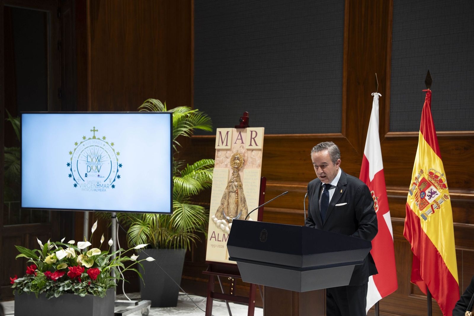 Almería celebra los grandes aniversarios de la Virgen del Mar: 525 años de su aparición y 75 de su coronación, en imágenes