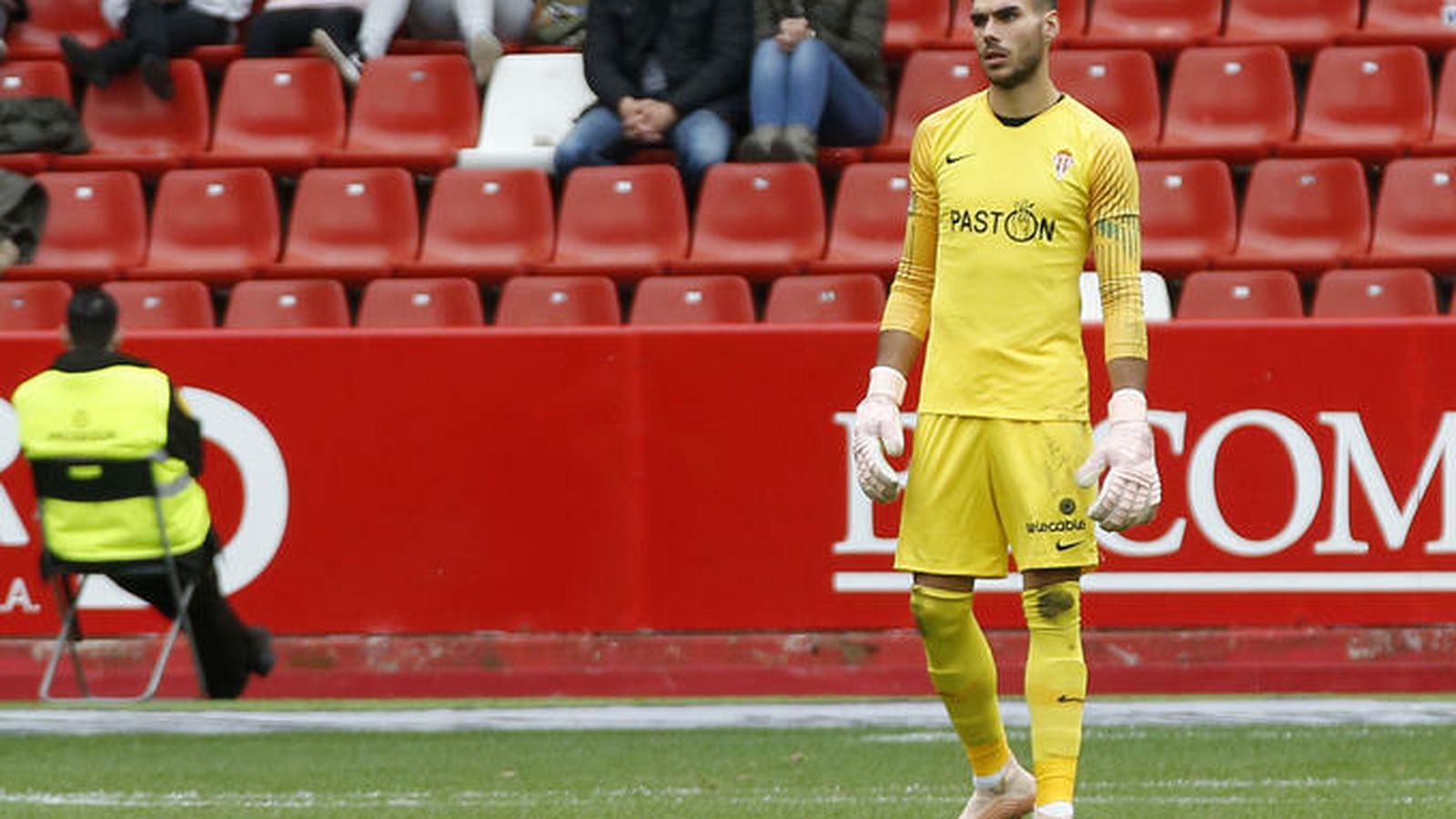 Dani Martín, en un partido con el Sporting.