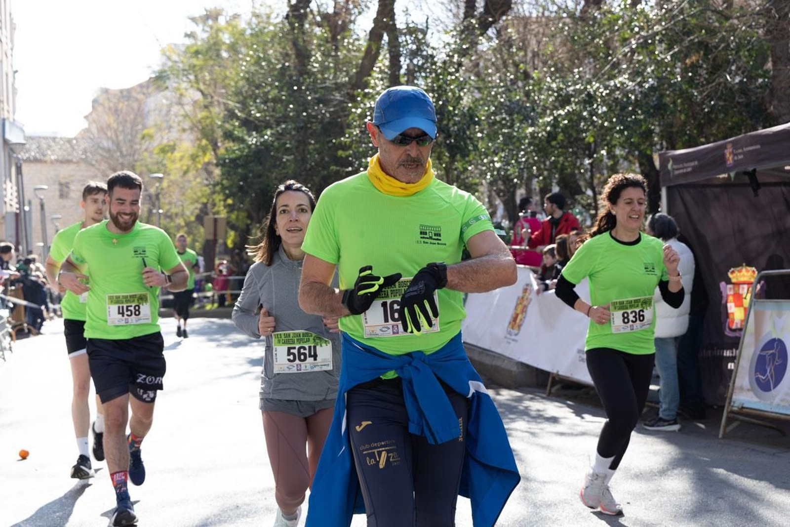 Deporte y solidaridad se unen en la IV Carrera Popular IES San Juan Bosco, en imágenes