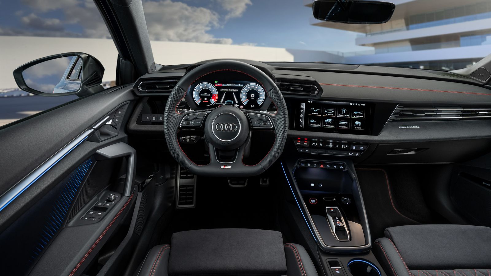 Como en otros A3 en el habitáculo hay muchos cambios en este S3, aunque todos ellos de mínimo calado.