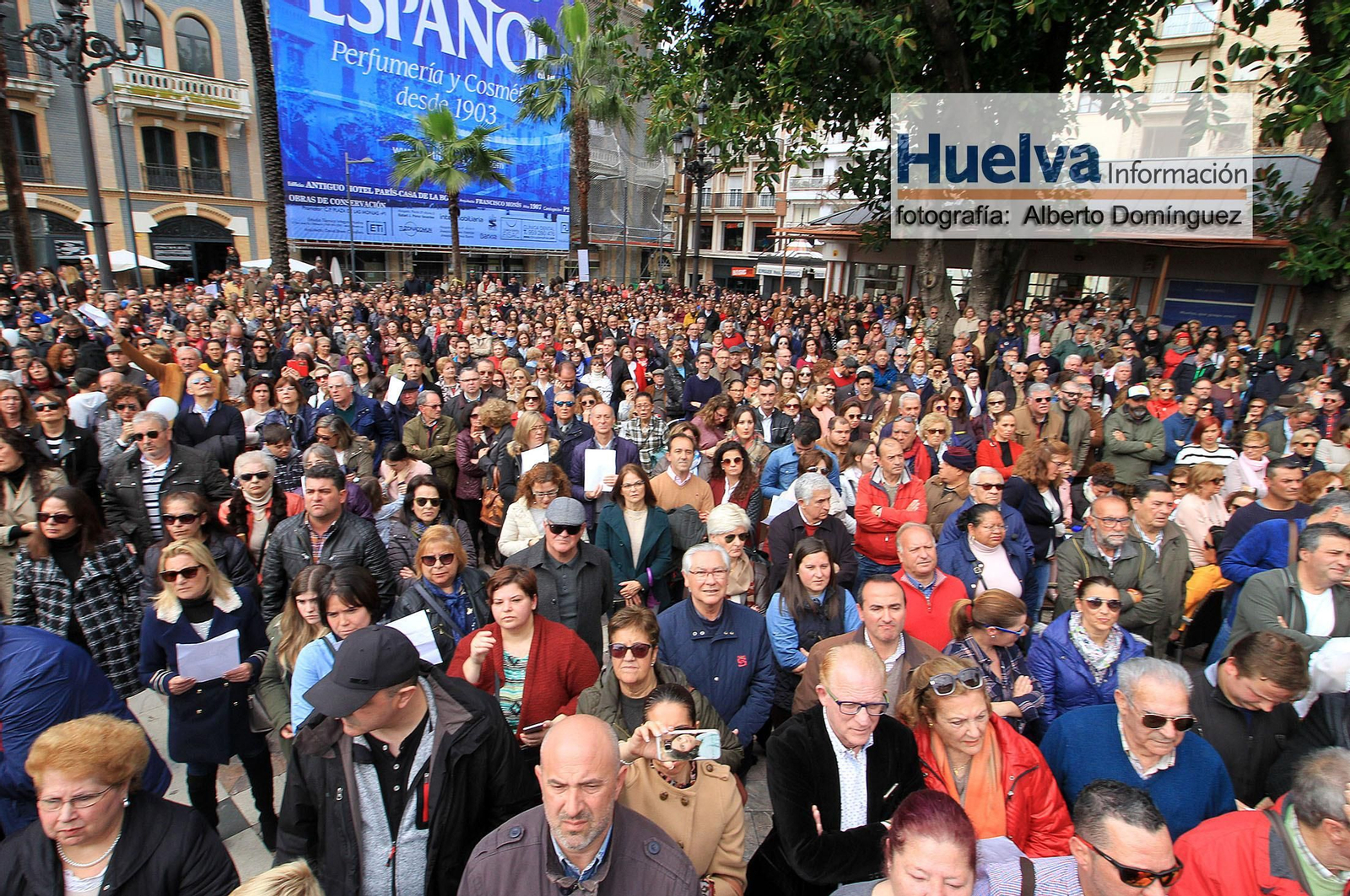 Imágenes de la manifestación contra la derogación de la prisión permanente revisable celebrada en Huelva