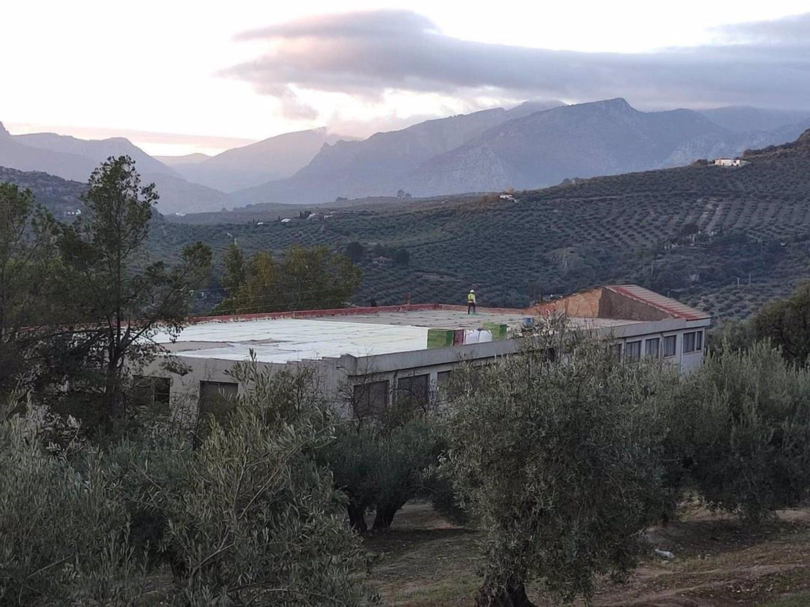 Reparación de la cubierta IES Fuente de la Peña.