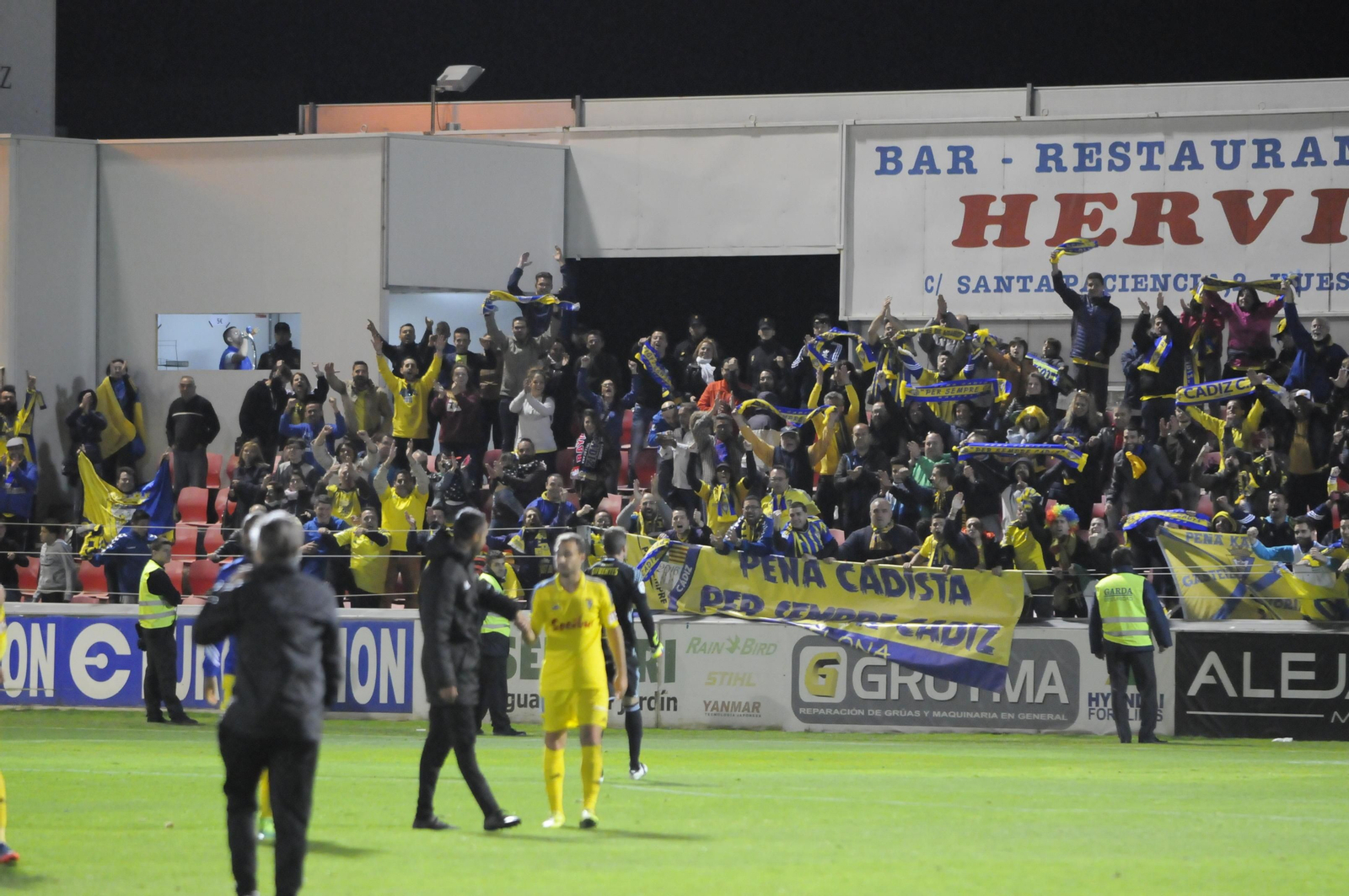 Las imágenes del Huesca-Cádiz