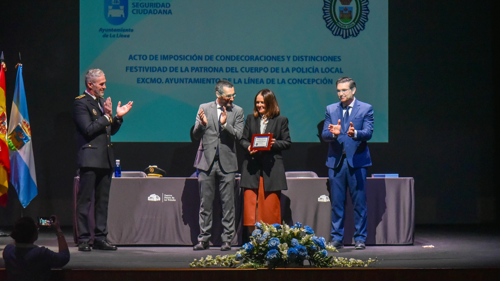 El acto de entrega de distinciones por la festividad del Cuerpo de la Policía Local de La Línea, en imágenes