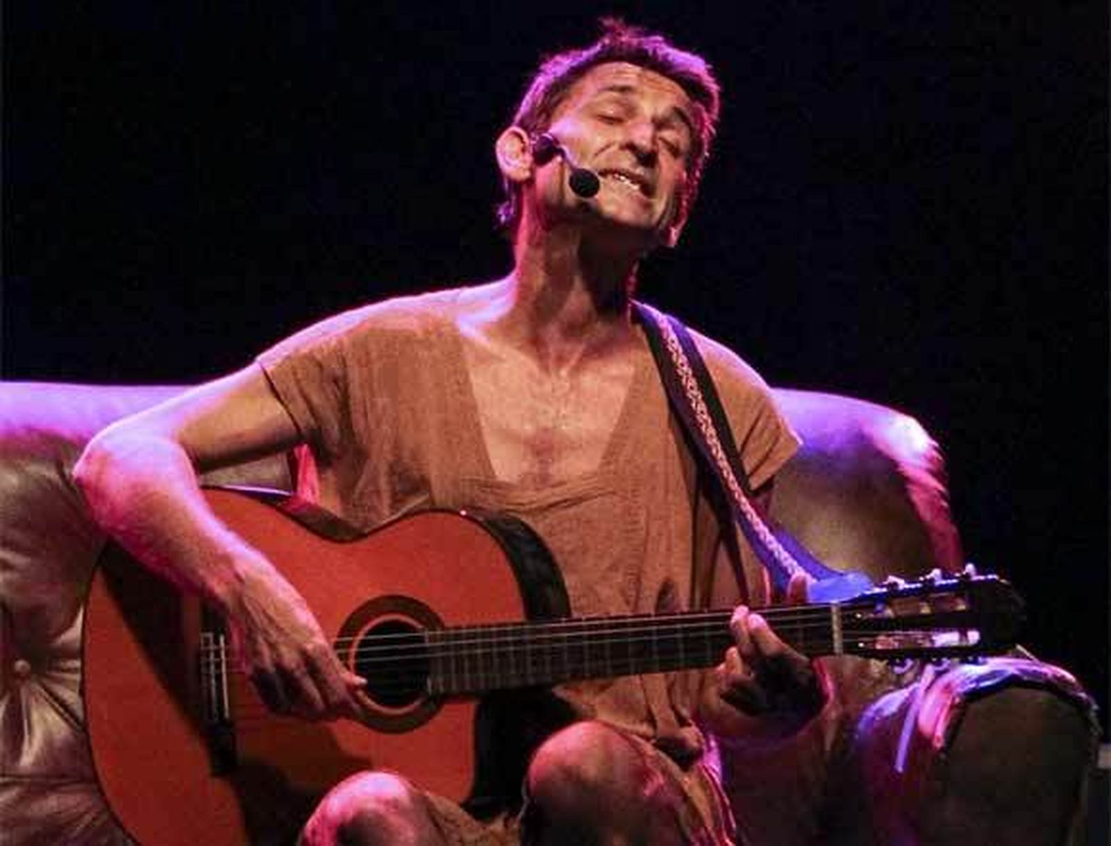 Sancionan a Albert Pla por "amenazas" a Podemos