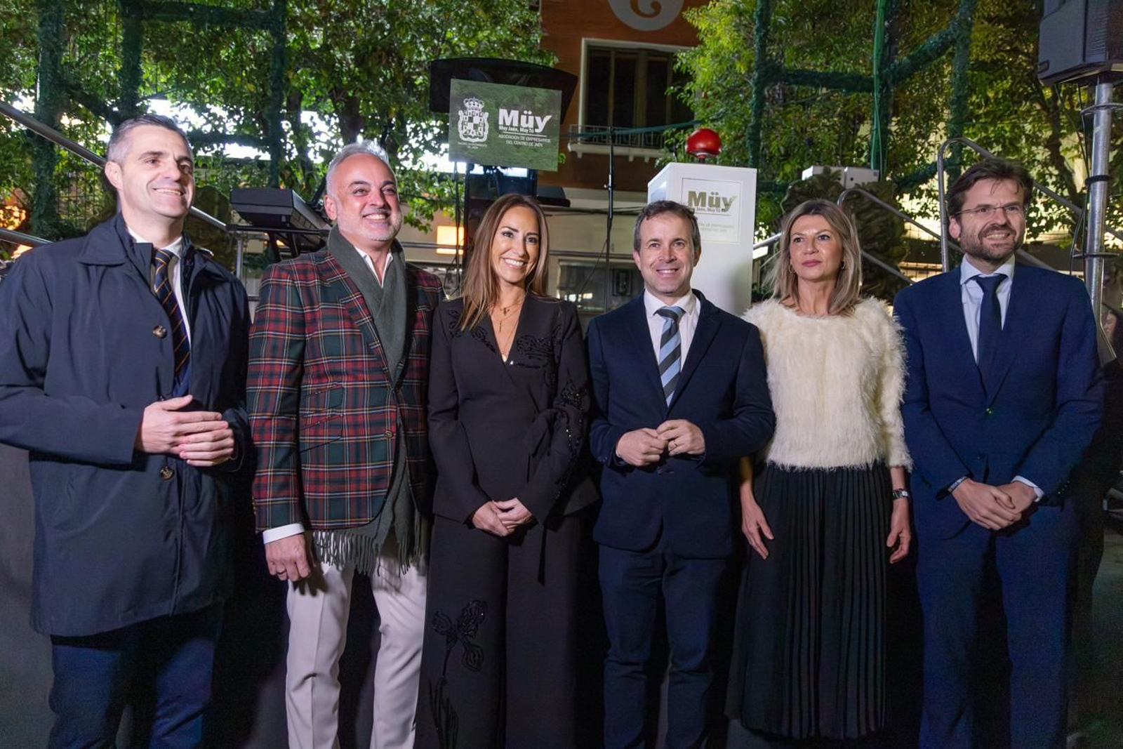 Inauguración en Jaén del alumbrado navideño "Centrylandia"