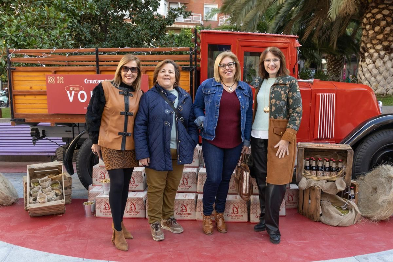 Presentación del lanzamiento de 'Volver', edición limitada de Cruzcampo para Navidad