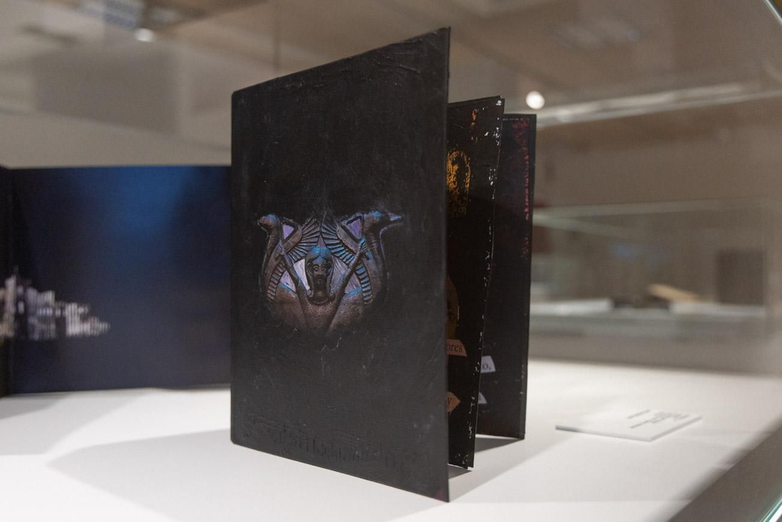 La poesía de Aurora Luque inspira la exposición 'Libros de Artista 2025'