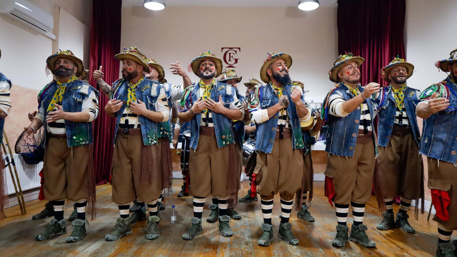 Búscate entre las mejores imágenes de la decimonovena sesión de preliminares del COAC 2025