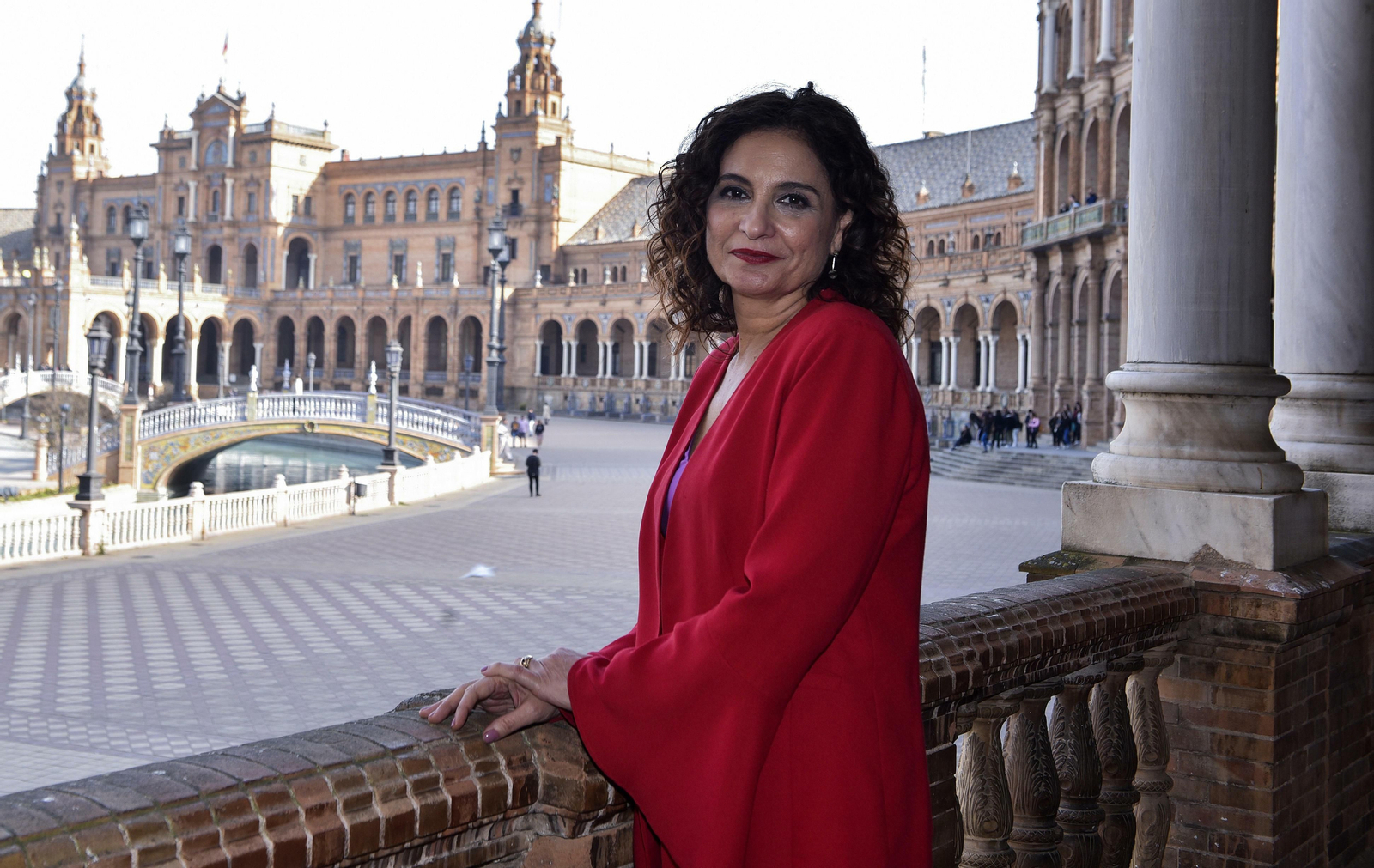 María Jesús Montero, en la Plaza de España de Sevilla.