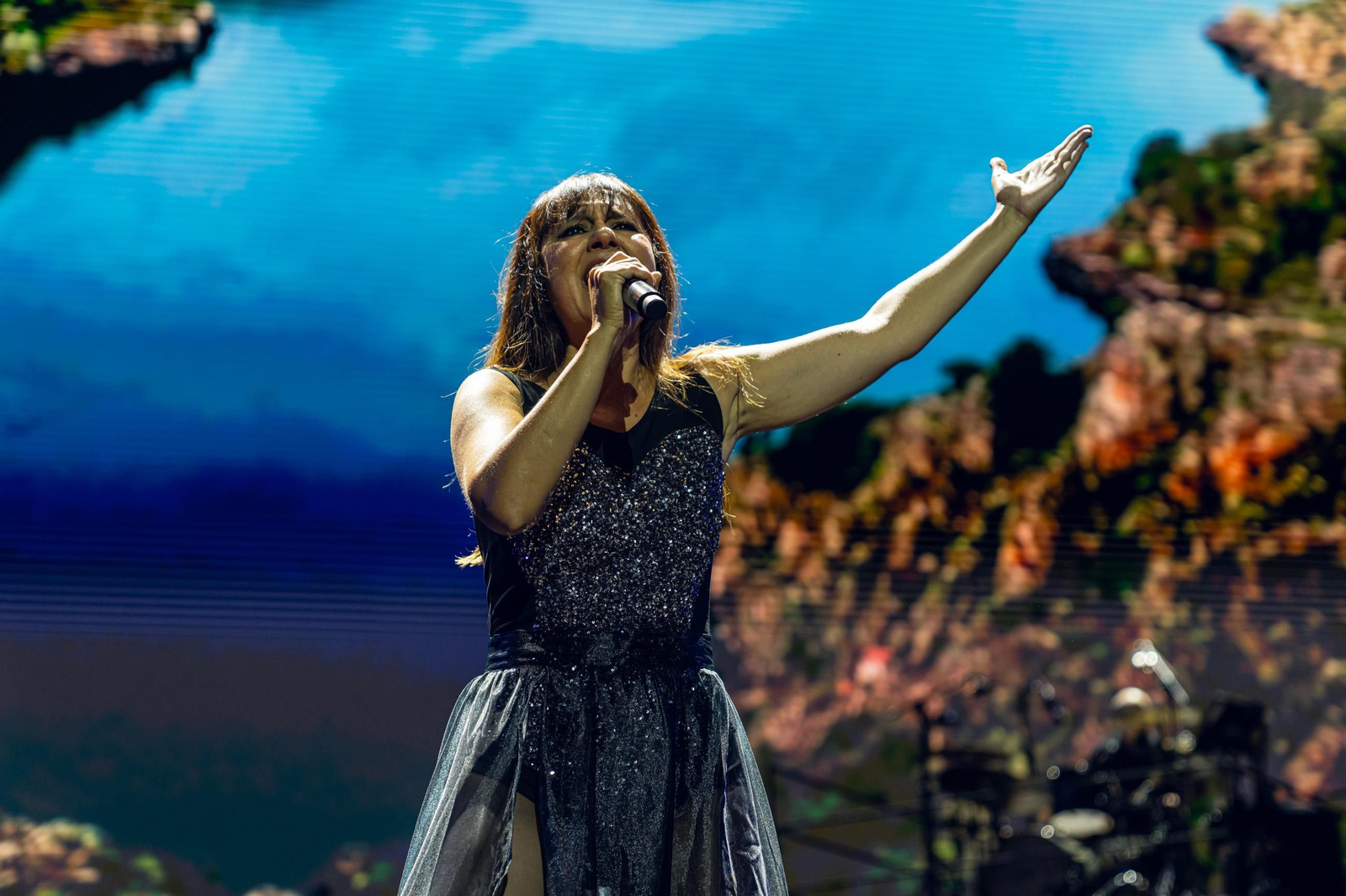 Amaral, un debut estelar en la cantera de Nagüelles dentro del festival Starlite Occident.