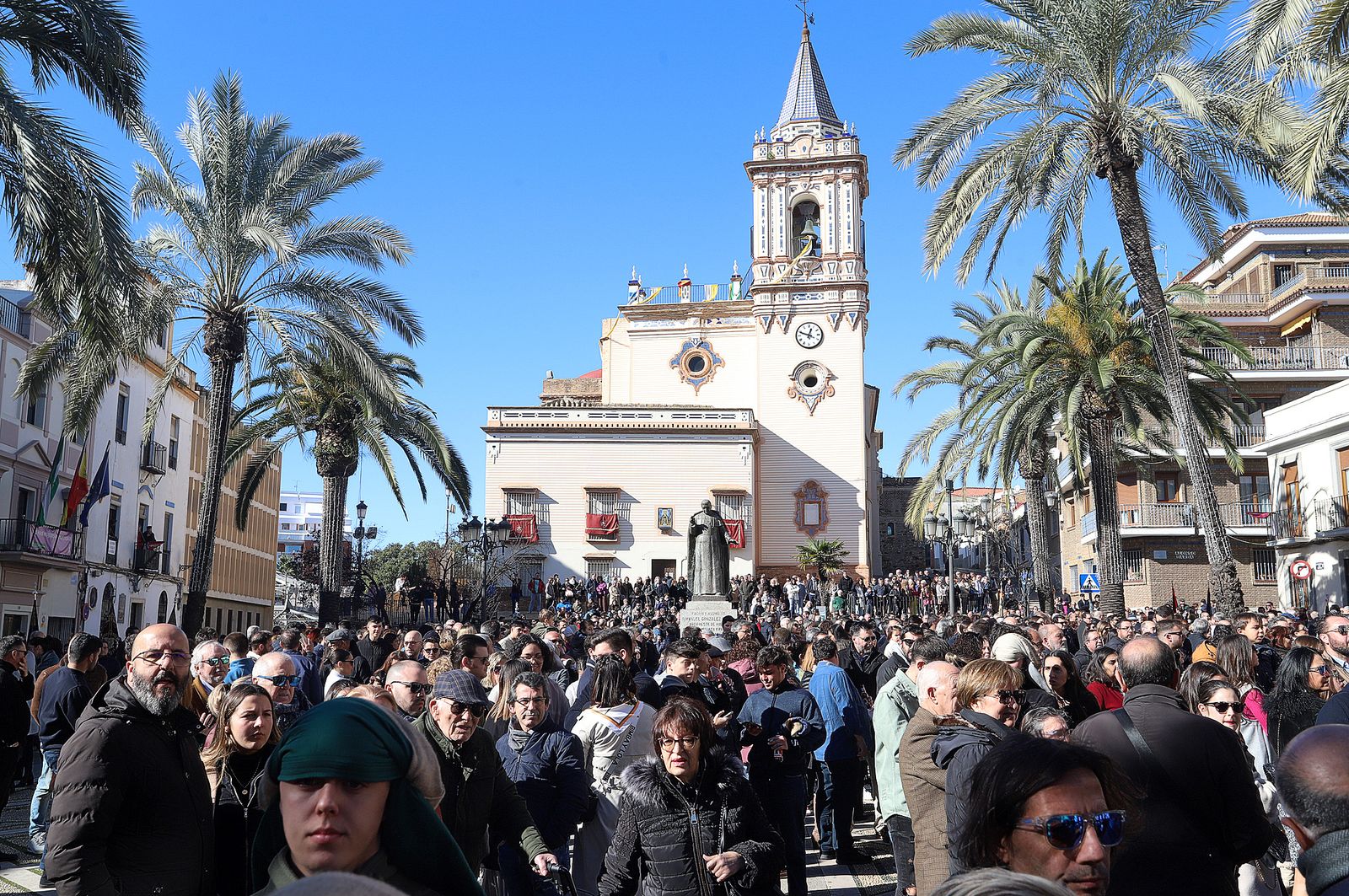 Imágenes de la procesión de San Sebastián en Huelva