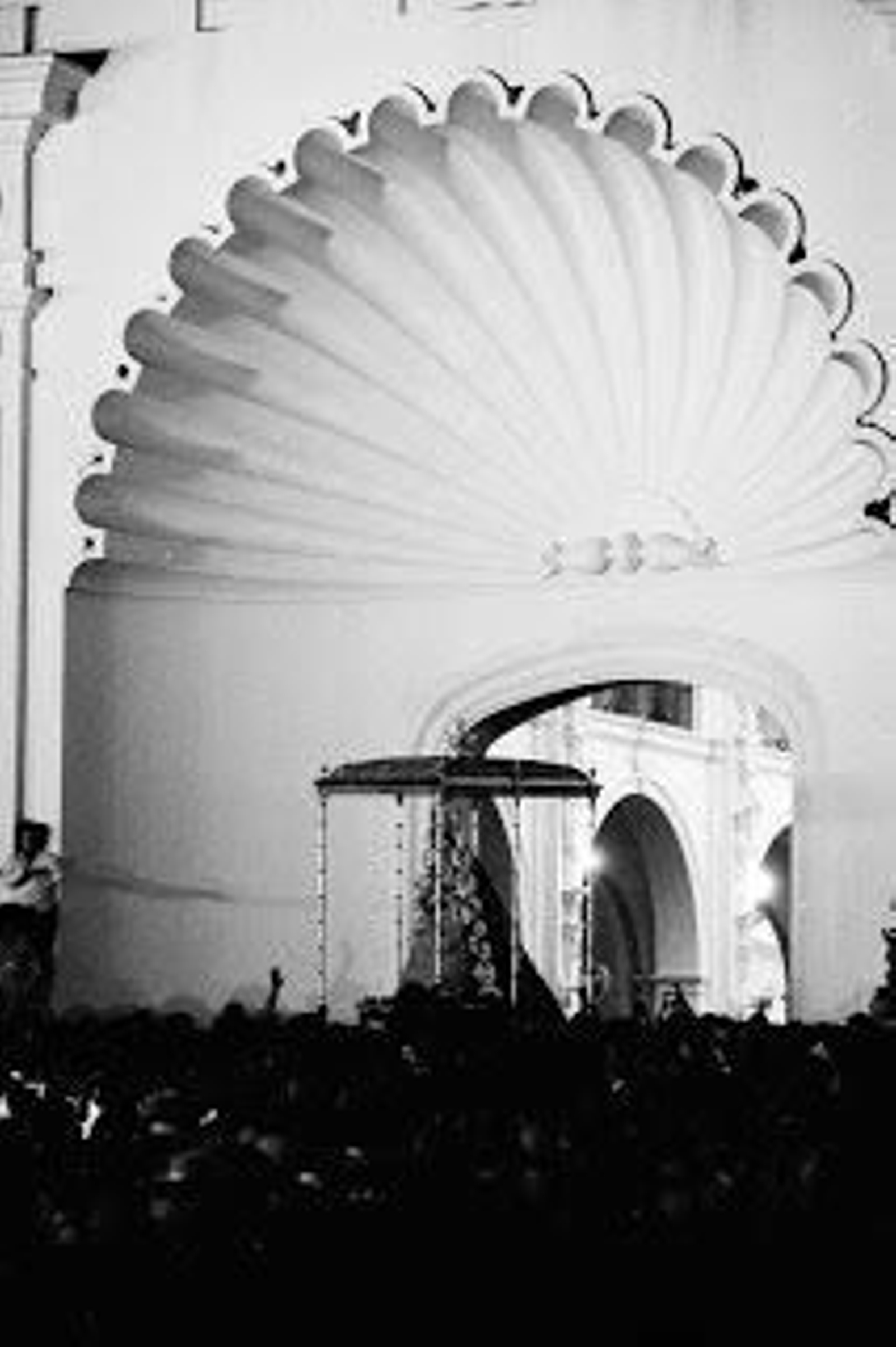 Salto de la reja y procesión en los años 80