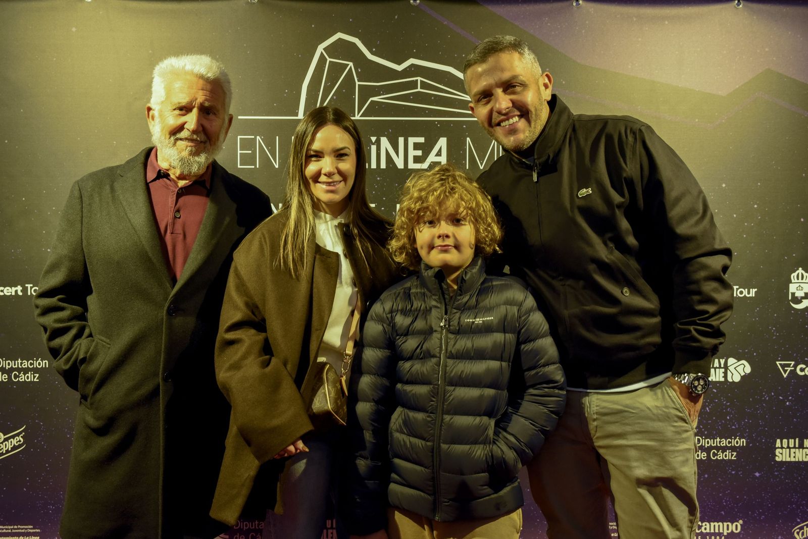 Las fotos del concierto de Medina Azahara en La Línea