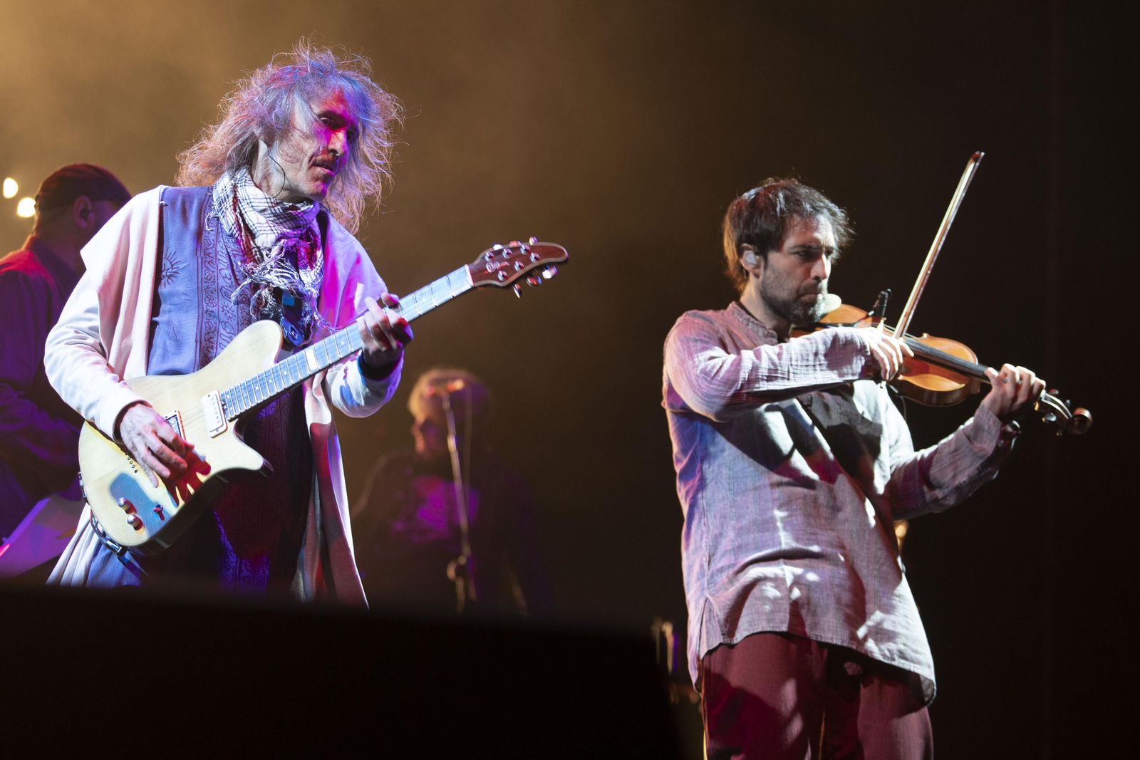 El concierto de Robe Iniesta en Granada, en imágenes