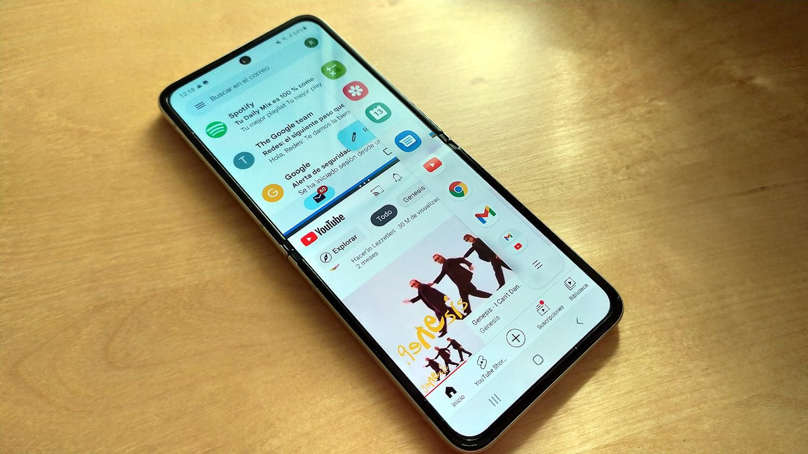Samsung Galaxy Z Flip3