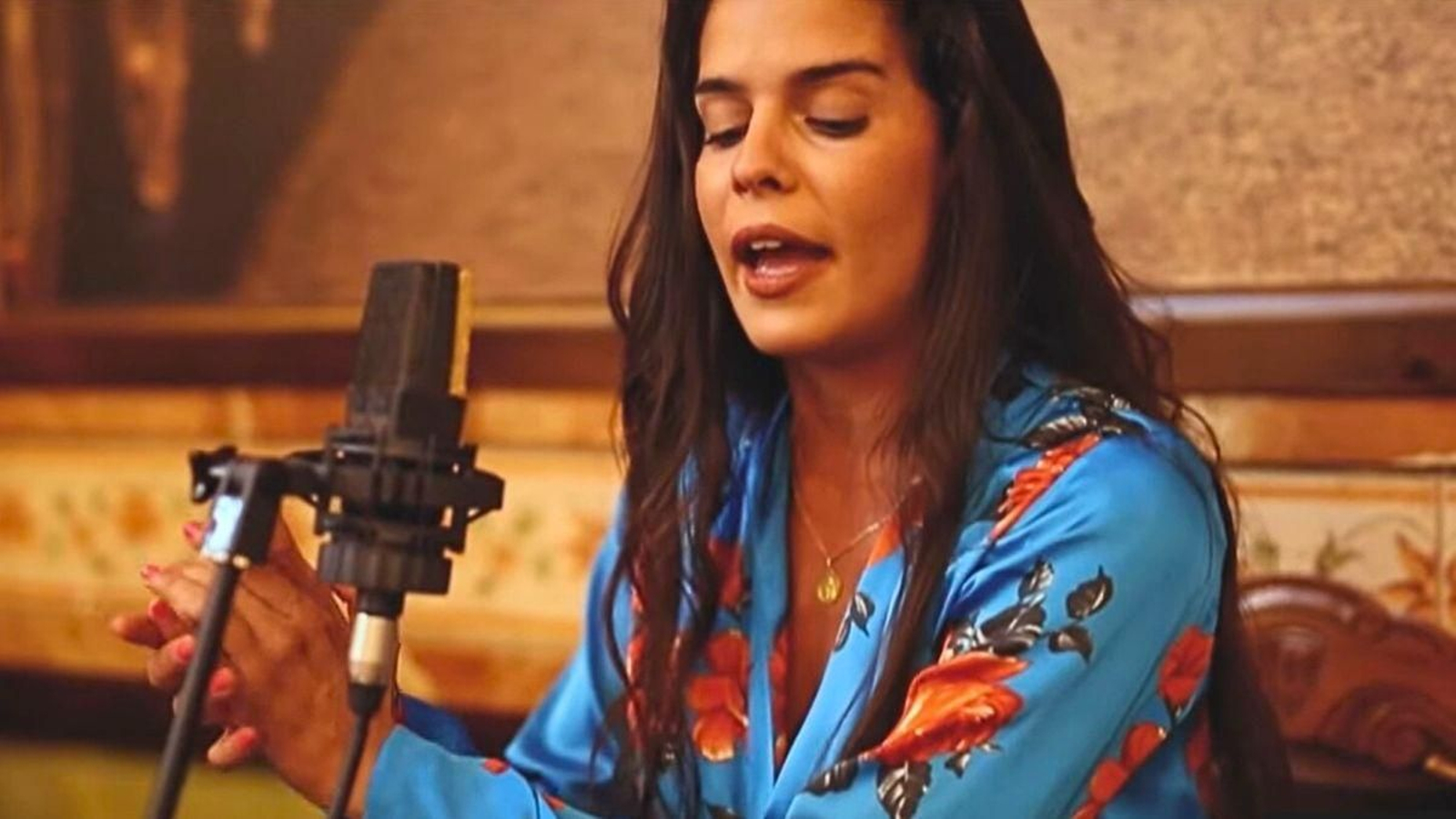 Ángeles Toledano, natural de Villanueva de la Reina, está nominada a los distinguidos premios por su álbum debut 'Sangre Sucia'.
