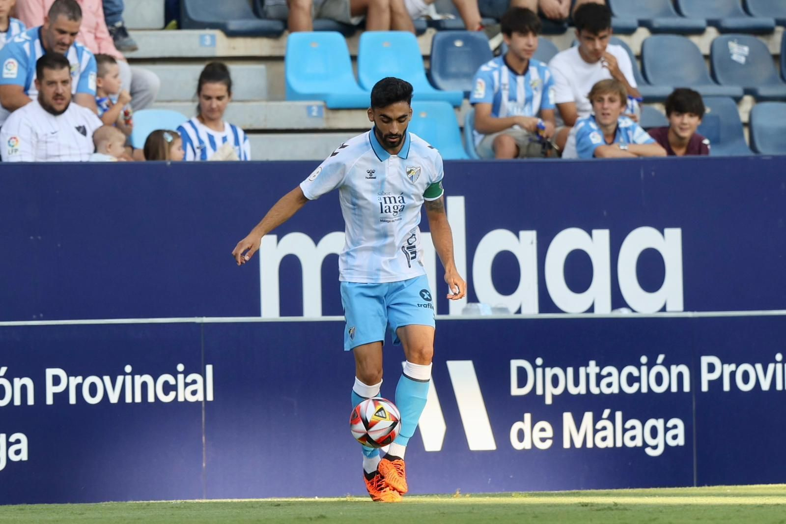 El Trofeo Costa del Sol, entre Málaga CF y Antequera, en imágenes