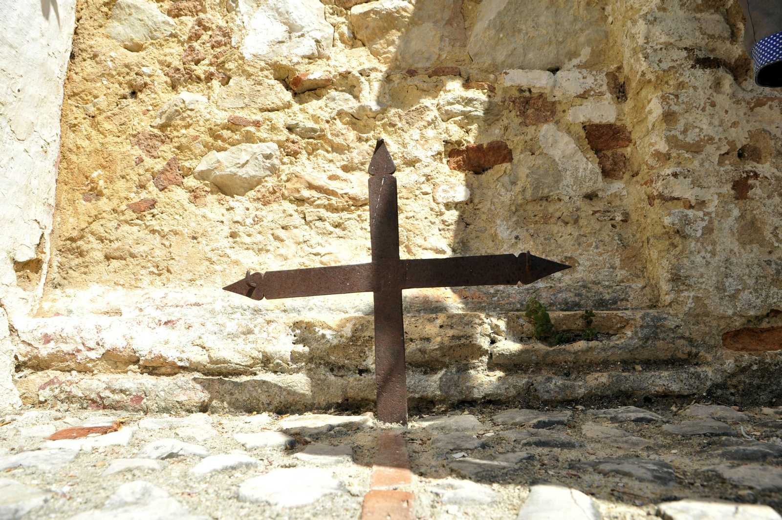 Imágenes del cementerio de Villaluenga