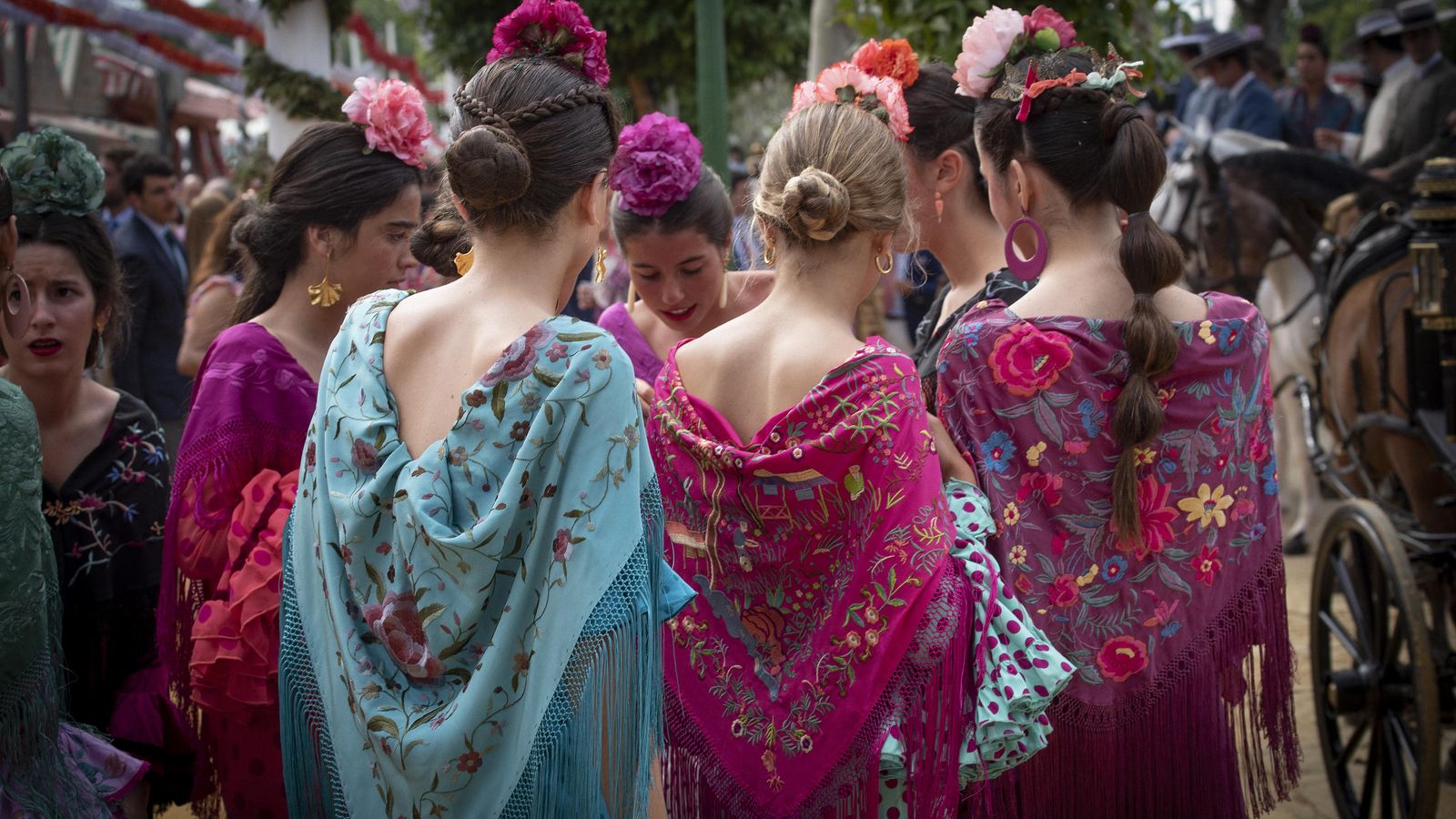 Sol y lluvia en el lunes de Feria