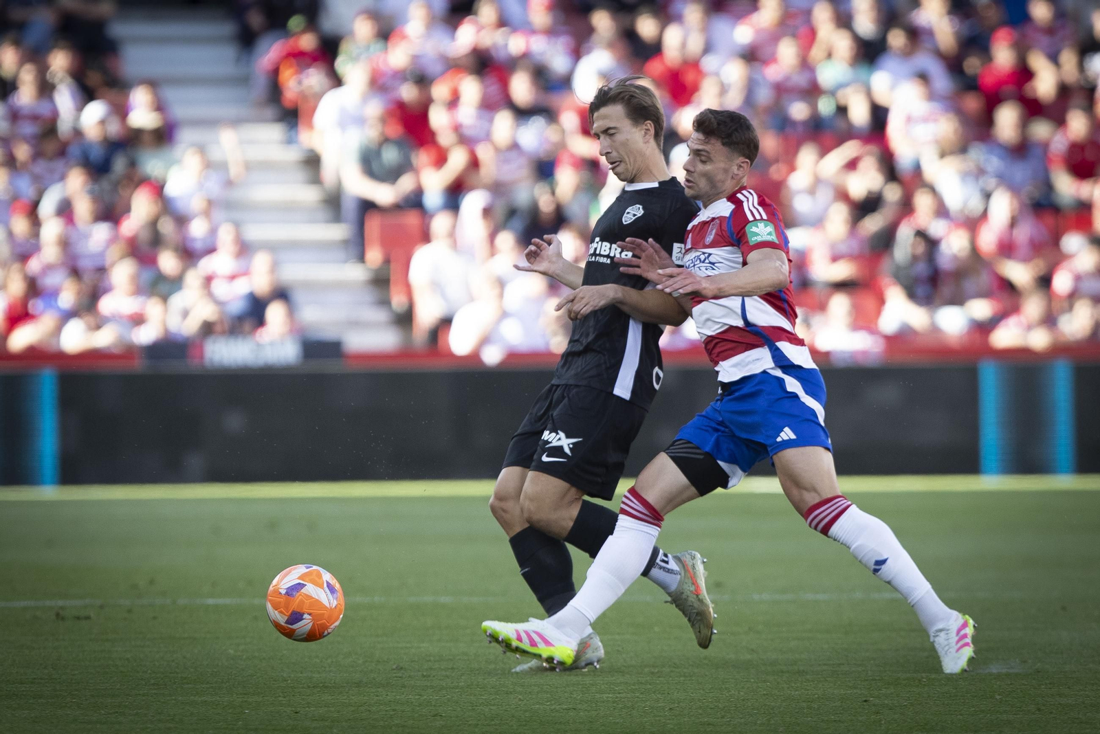 Las imágenes del partido Granada CF-Elche