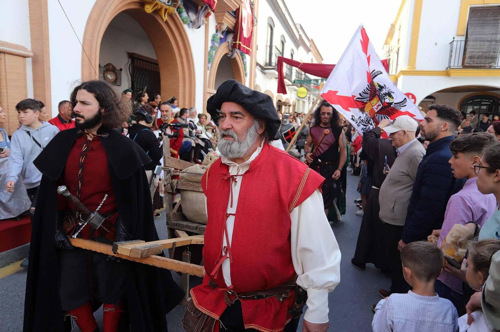 Imágenes del gran ambiente en la Feria Medieval de Palos de la Frontera, Huelva