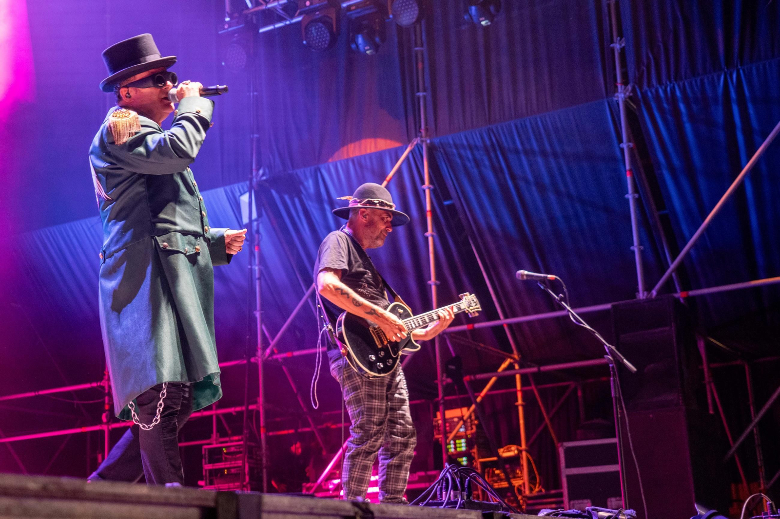 Colombinas 2025: Imágenes del concierto de Seguridad Social en las Fiestas Colombinas