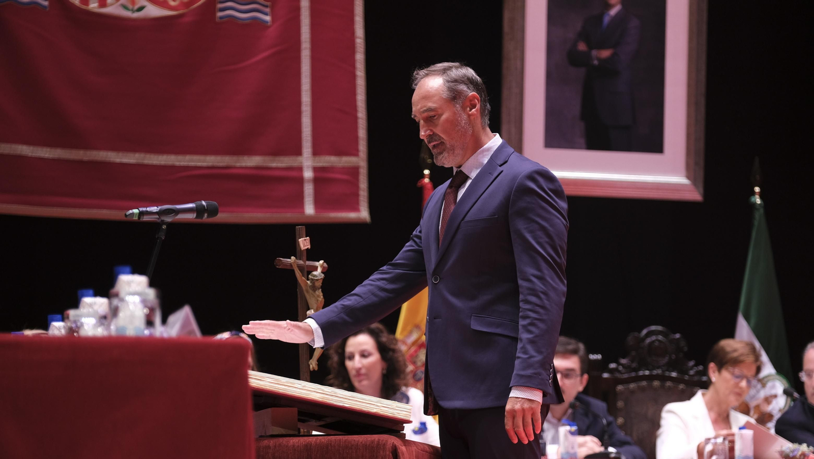 Imágenes de la constitución de la Corporación Municipal de almería, con María Vázquez como Alcaldesa