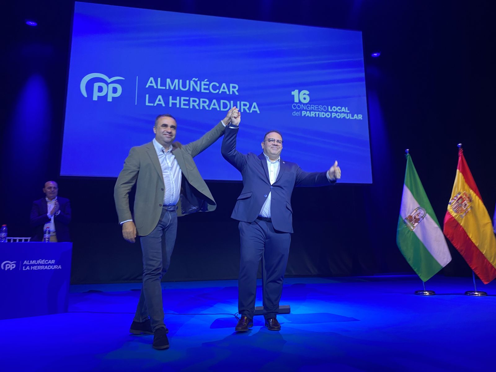 Congreso del PP de Almuñécar con el presidente provincial Francis Rodríguez y el alcalde Juanjo Ruiz Joya