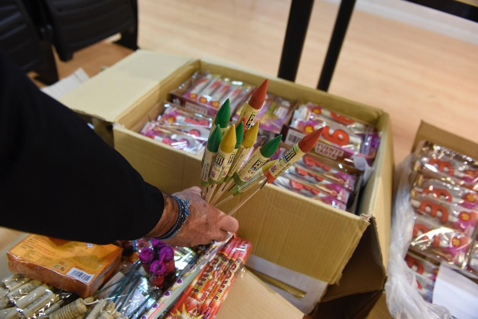 Incautados 7.500 productos falsificados en cinco naves del Polígono Carretera Amarilla