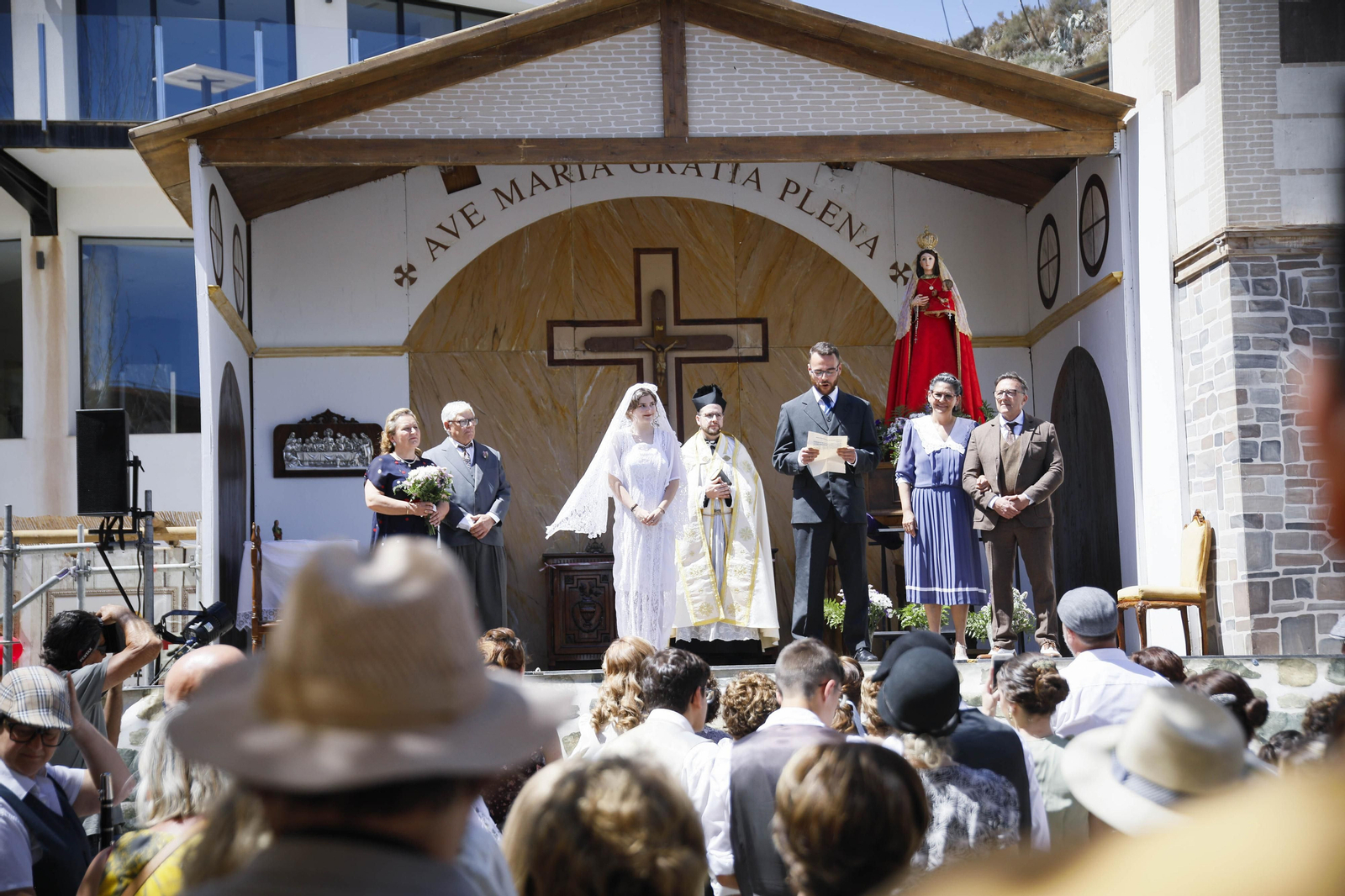 Imágenes de "Canteros y Caciques en la lucha por el Mármol" de Macael