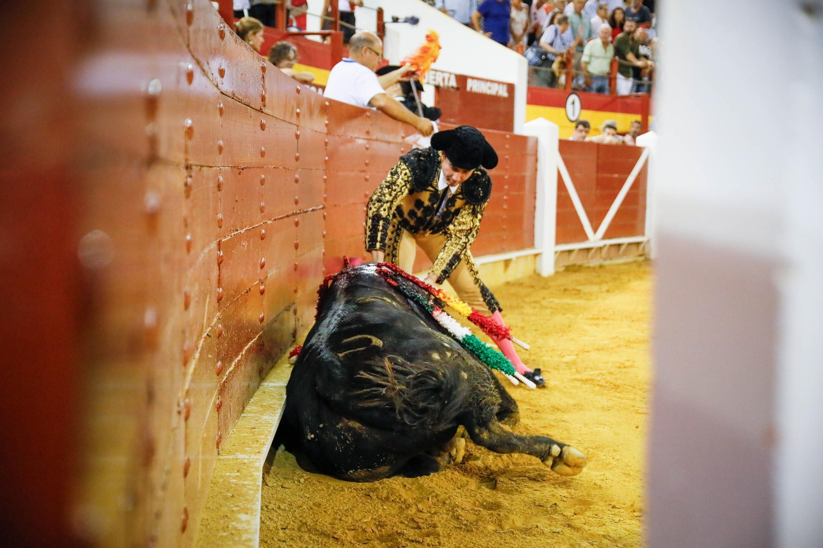 Imágenes de la corrida de toros en Roquetas de Mar