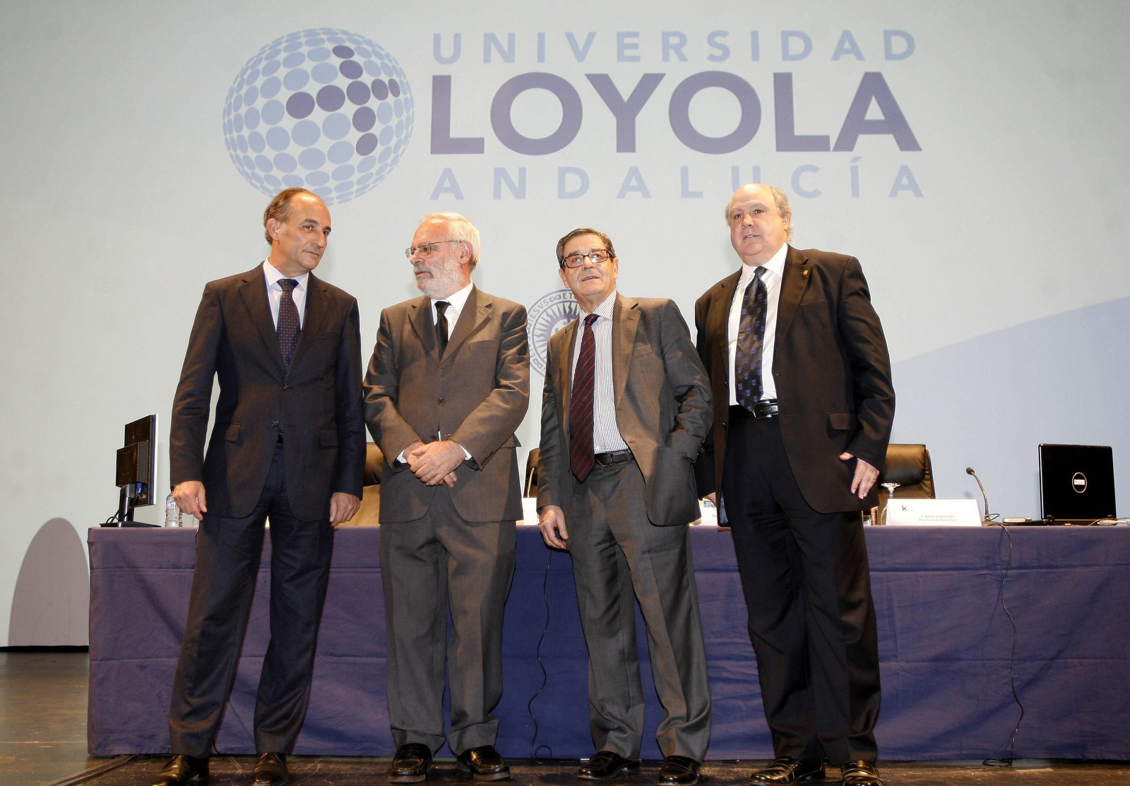 Gabriel Pérez Alcalá, Ildefonso Camacho, Mario Fernández y Jaime Oraá, en la presentación oficial de la Universidad Loyola Andalucía en diciembre de 2012.