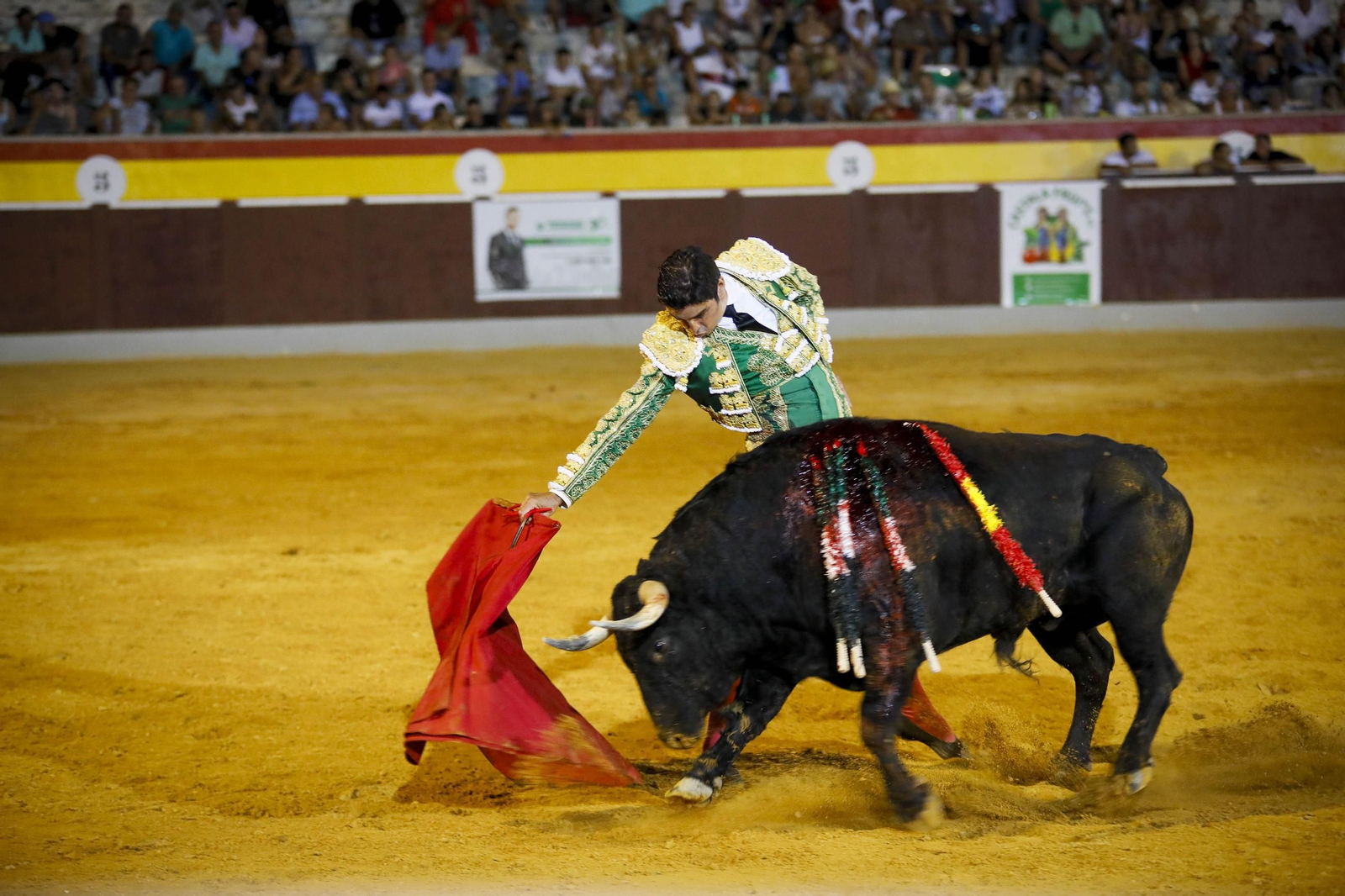 Corrida de toros Berja con un toro indultado, en imágenes