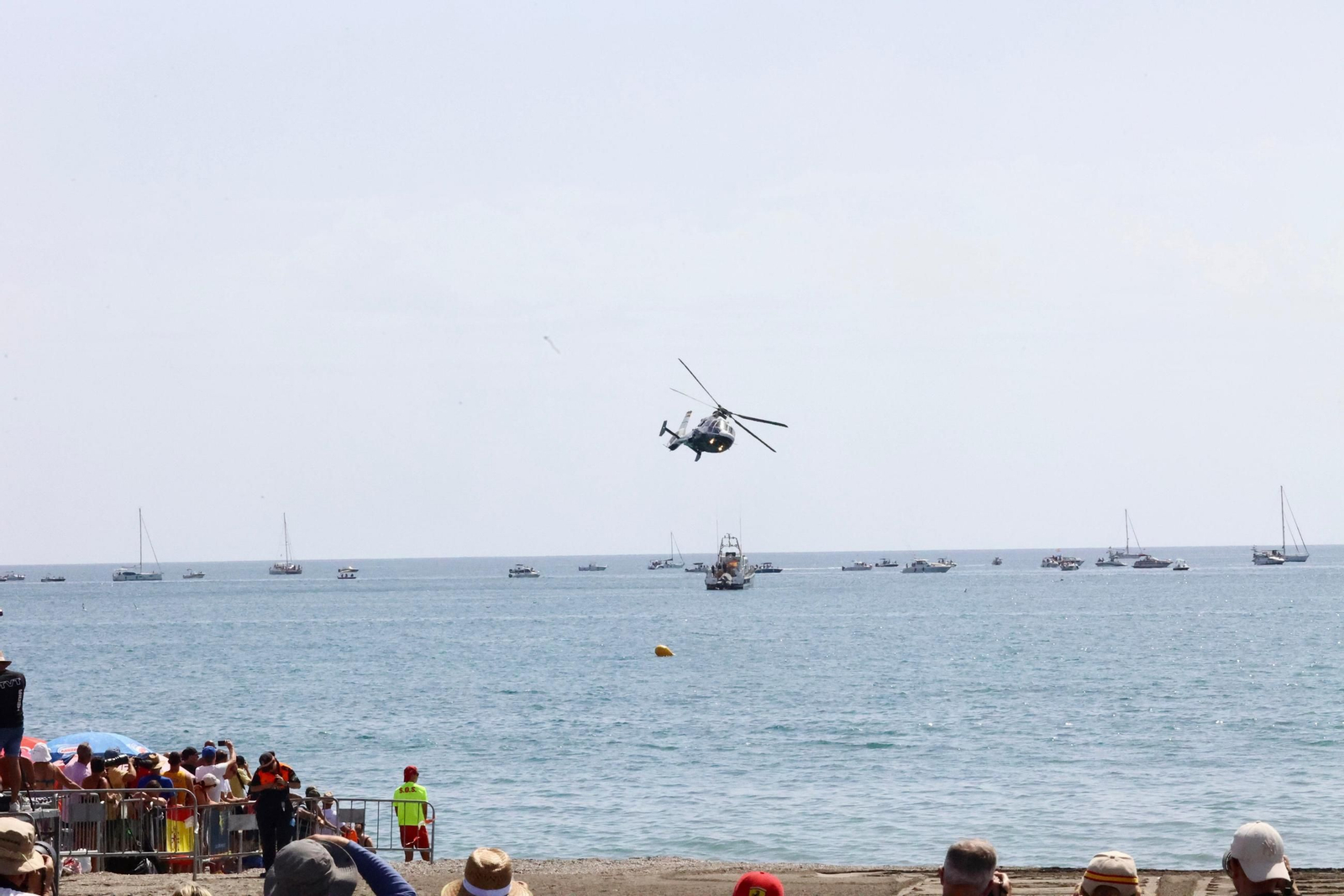 El desfile aéreo de Torre del Mar, en imágenes El desfile aéreo de Torre del Mar, en imágenes