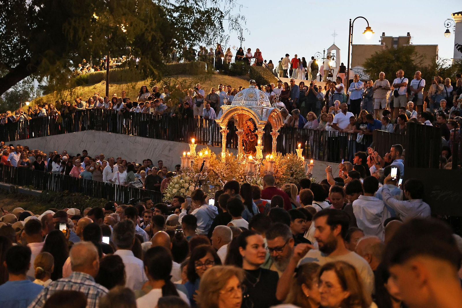 Imágenes de la bajada de la Virgen de la Cinta